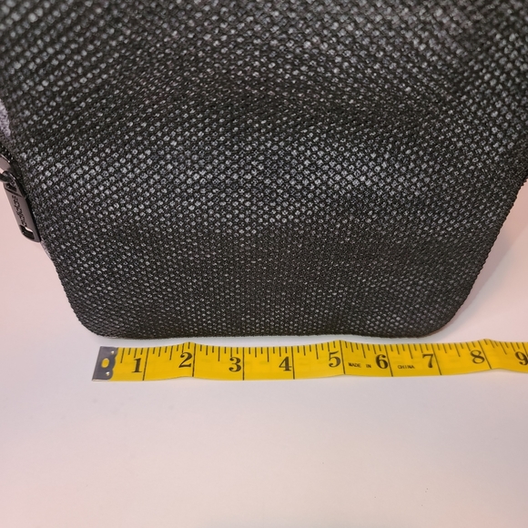 ADIDAS  Insulated Lunch bag NWT - Picture 5 of 7